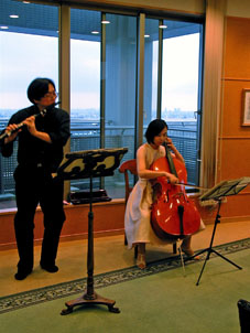 第4回美生活サロン　チェロとフルート演奏
