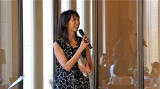 ローズ麻生育子さん