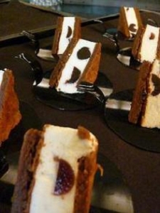 ブルガリアフタヌーンティーパーティー　ｽｲｰﾂ